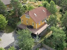 8 person holiday home in Eydehavn