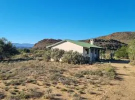 Pepper Tree Farm Cottage on the R62