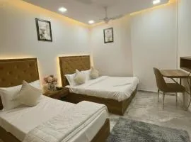 Baverly By Glitz Hotels