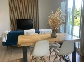 Cozy apartment, mountain view, private parking