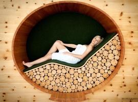 Arosea Life Balance Hotel, hotel u gradu Santa Valpurga