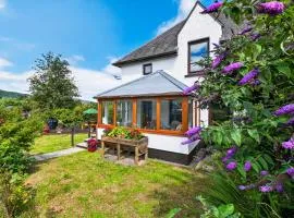 Riverside 3 Bedroom House - Foyers, Inverness