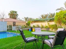 Luxury Studio in Al Bahyah with Private Pool