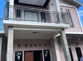 Komodo Homestay