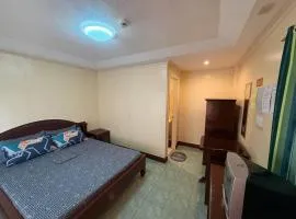 Pecan Pension House near Iloilo International Airport by RedDoorz
