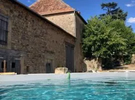 Maison de campagne avec piscine en Brionnais