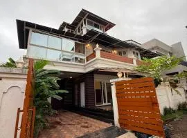 Nihu villa 4 bhk