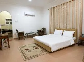 Simple Beach Stay 100m to Dahariz Beach Salalah