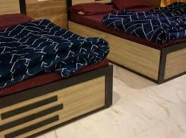 Hotel Deepak