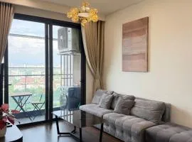 Hommit - Căn hộ 1 Phòng Ngủ View Hồ, Máy chiếu - Tòa Masteri B, Vinhomes Smart City
