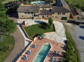 Agriturismo Santarcangelo with shared pool and relaxing view