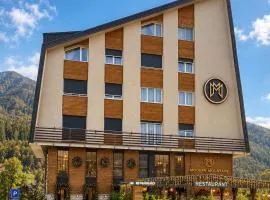 Modern Mountain Mystic Kolasin