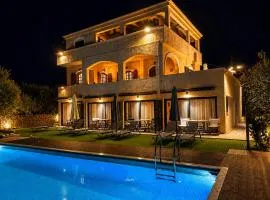Elements of Diros - luxury suites