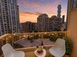 High-End 2BR 2BATH Condo-Steps to Square One Mall