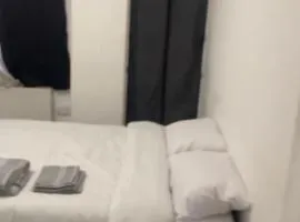 Avery Hill Short Stay Apartment