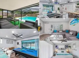 Stunning Heated Pool House Close to Tampa & Casino