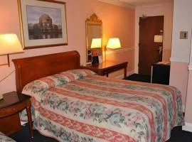 Foothills inn