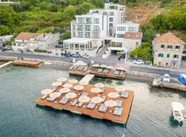 Ollie's by the sea