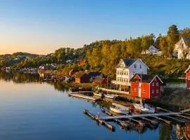 Boat Included, Waterfront Villa, Near Bergen