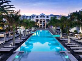 Barceló Teguise Beach - Adults Only, hotell i Costa Teguise