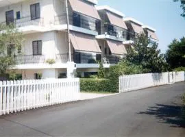 Rousetis Apartments