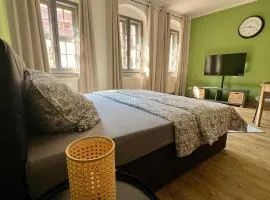 NeißeQuartier - Modernes Apartment in der historischen Altstadt, direkt an der Neiße