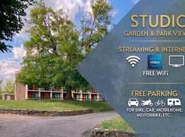 Nature Studio Deck - 3 countries - Free Parking