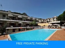Bella Vista Hotel Studios & Apartments