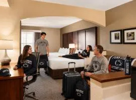 Comfort Suites State College near Penn State - Steps Away from PSU!