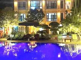 Lona Villa Tam Coc