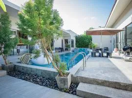 Kaizer Pool Villas