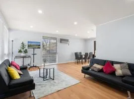 Family-Friendly 3-Bed House in Kambah