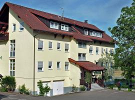 Ferienwohnungen Tannenhof, hotell i Steinen