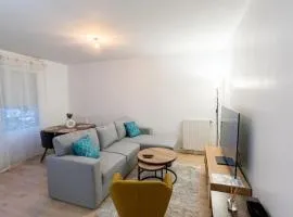 AGRÉABLE T2 -15 Min Airport Orly-Parking-Wifi