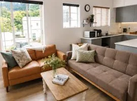 Stay on Main, Family Apartment