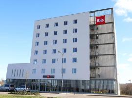 Ibis Bourgoin Jallieu Medipole, hôtel à Bourgoin-Jallieu
