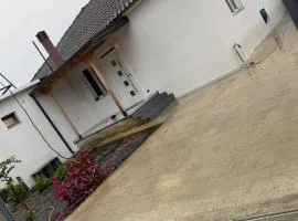 Postribë Family House Kullaj