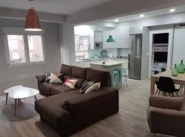 Cerquita de todo, playa, bares, comercios, paseo marítimo