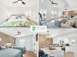 Beachfront 6BR Retreat w Gulf Views Sleeps 16