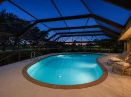 Greenside in Palm Beach Gardens - Private Pool, Golf Course & Lake Views!