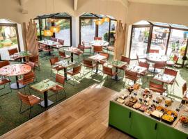 Ibis Styles Lisieux Normandie, hôtel à Lisieux