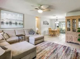'Fifth Gold Tee' Fairway Views, Lanai & Golf Cart!