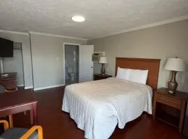Fairway Inn
