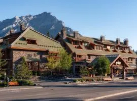 Fox Hotel and Suites