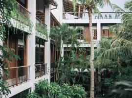 The Laneway Hostel