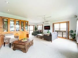 Room for Everyone Spacious 4BR Pool Retreat