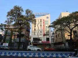 Hotel Metropole