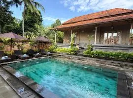 Lebah Sari House