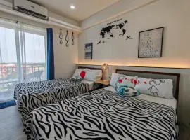Condo Azur Suites A732, Amani Resorts Residences, 5 minutes Airport, Netflix, Stylish, Cozy with Luxurious Swimming Pool