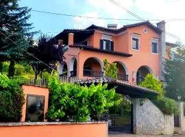 Villa Tethys Mountain Resort